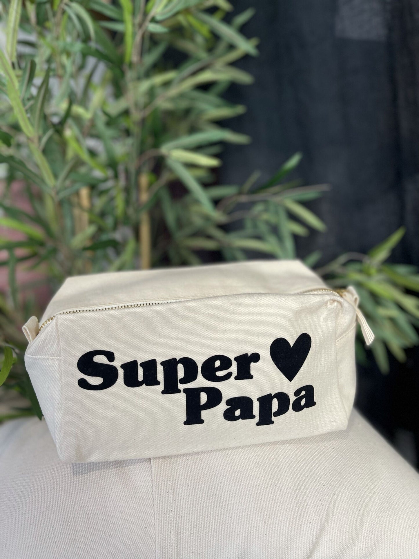 Trousse de toilette cube Ecru "Super Papa"